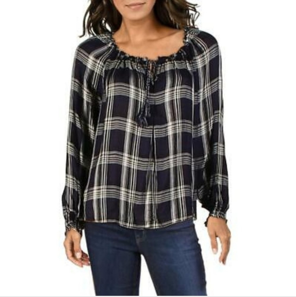 NWT Max Studio Smocked Keyhole Peasant Top